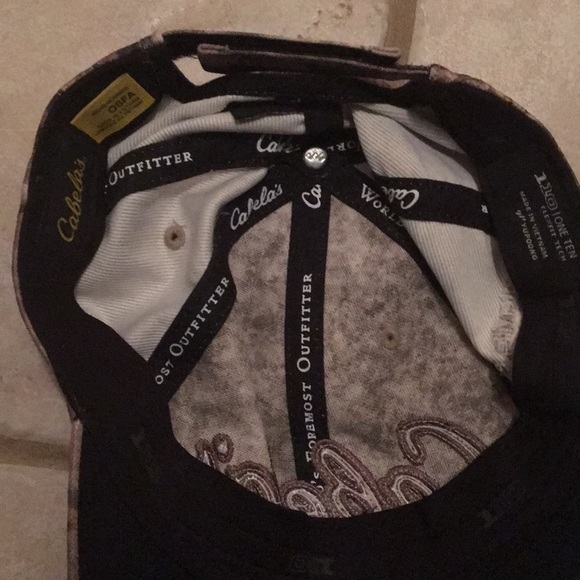 Cabela’s Camo Hunting Hat - Picture 4 of 4